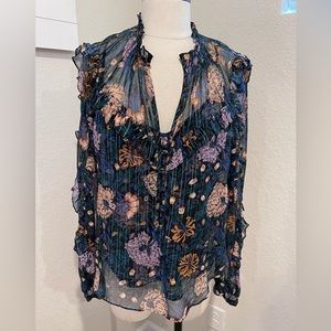 SOLD - Veronica Beard size 8 silk blouse
